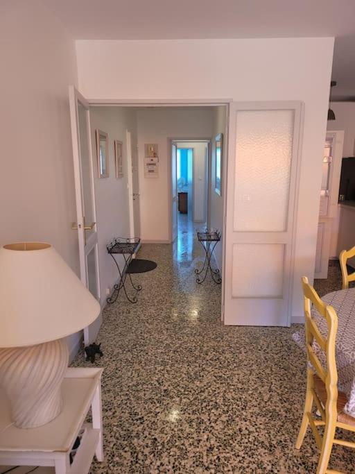 Residence Les Cyclades Le Lavandou Exterior photo
